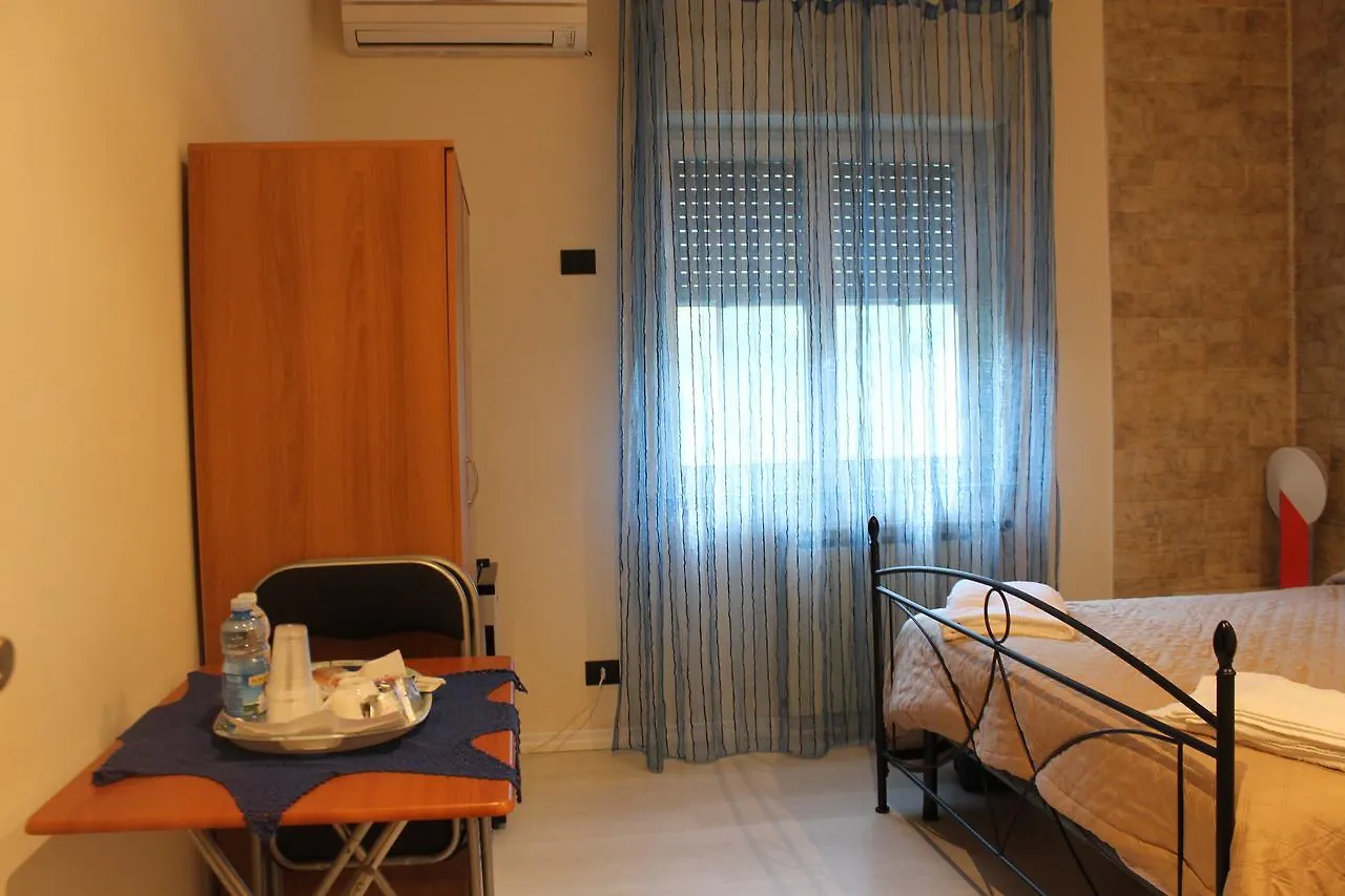 Oda ve Kahvaltı B&B Torre Rometta Marea