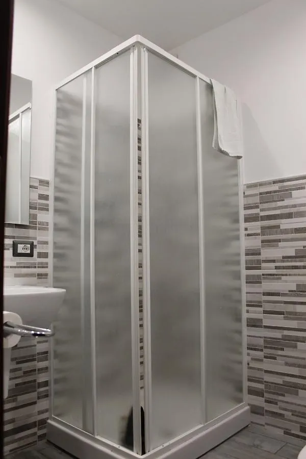 B&B Torre Rometta Marea Oda ve Kahvaltı